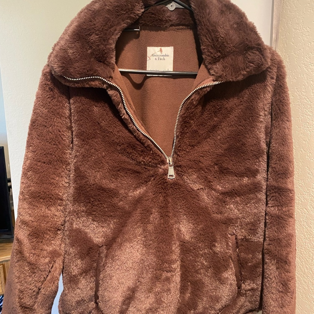 Abercrombie & Fitch Chocolate zip Jacket size small with pockets